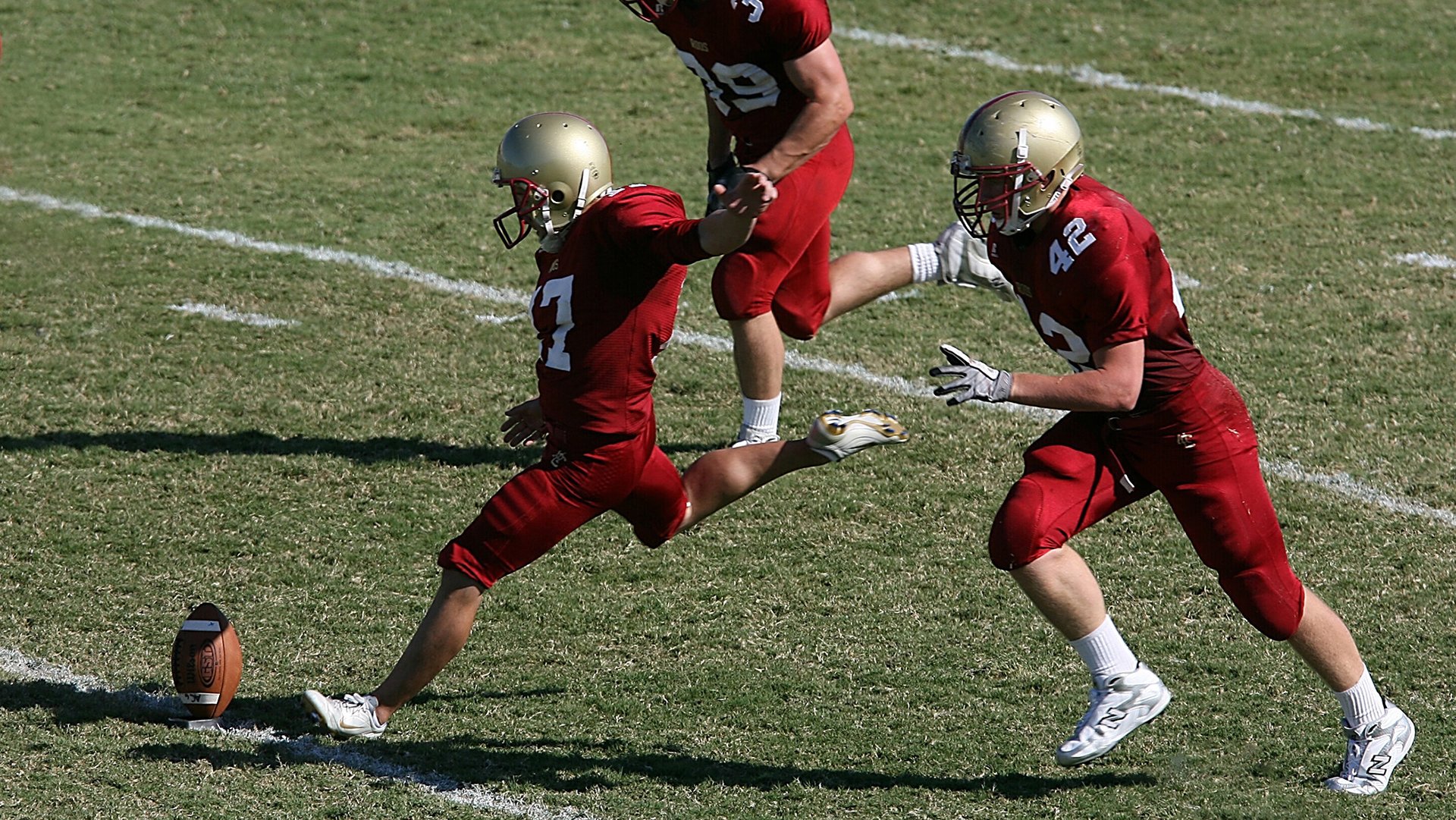 开云体育-奇迹与尊严，当深圳队站上欧洲之巅
