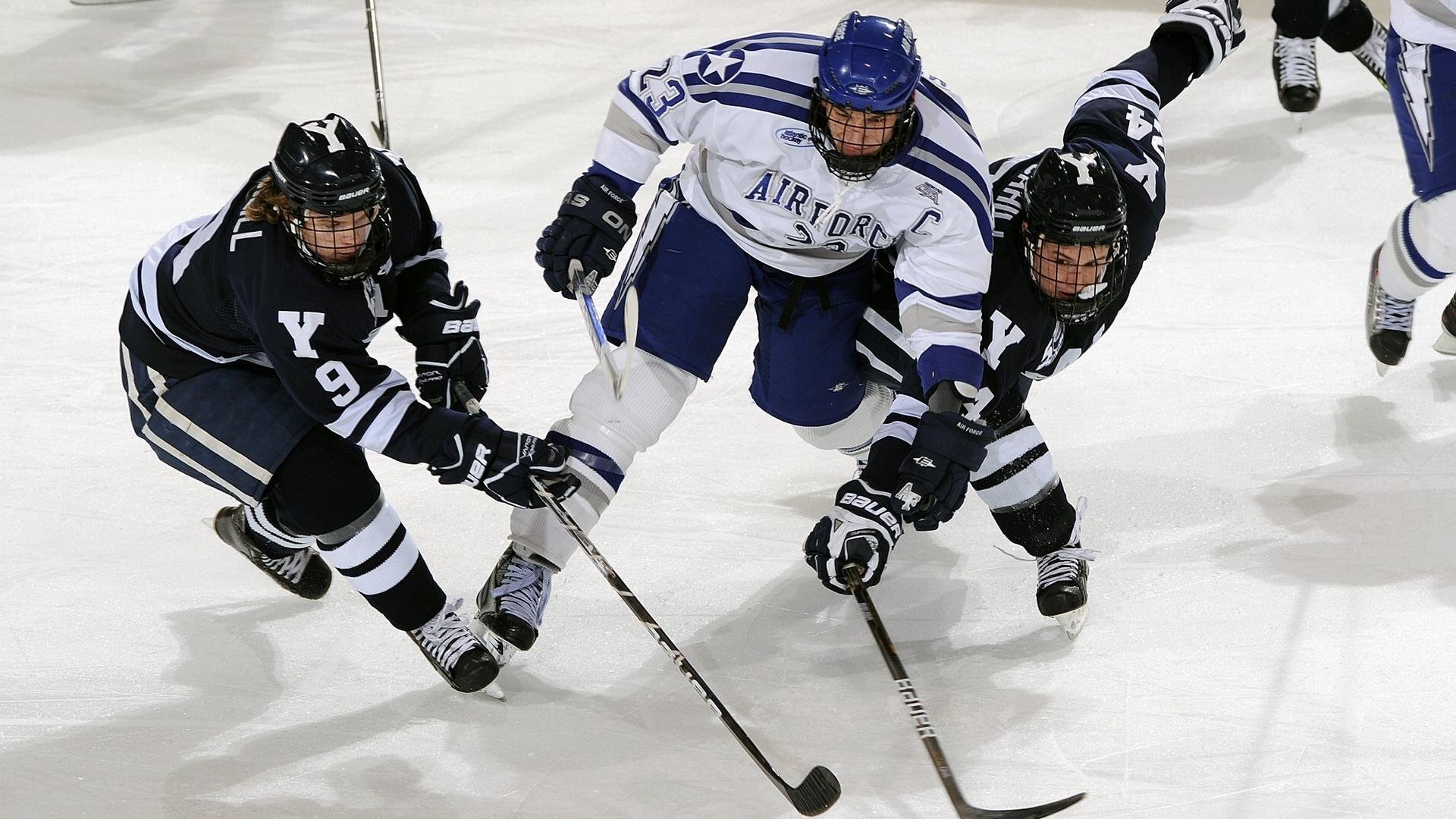 当NBA巨星闯入F1赛道,利拉德接管揭幕战,掘金式胜利启示录