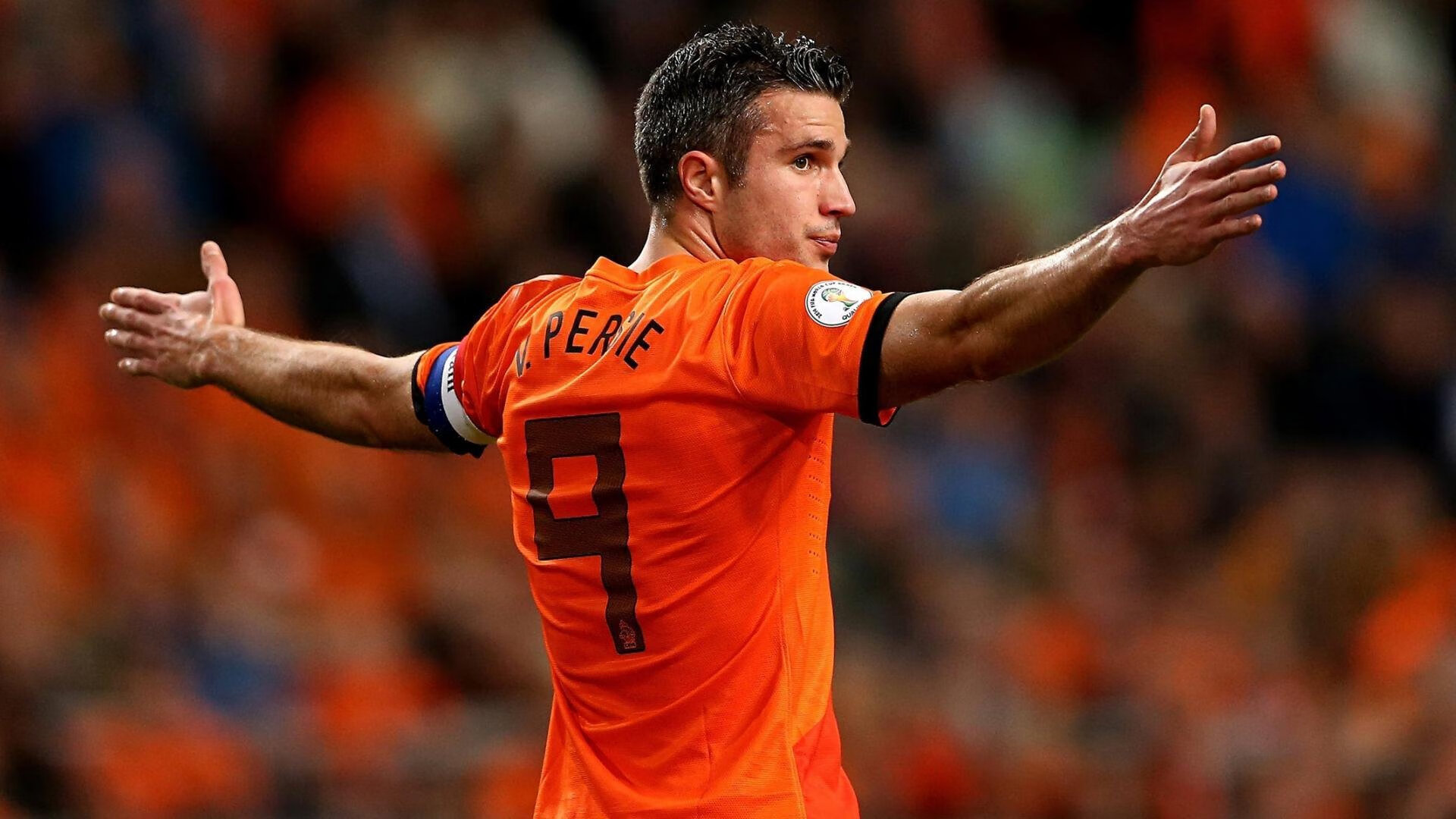 刹车区与绿茵场，当F1的轮胎焦味遇见加克波的血汗