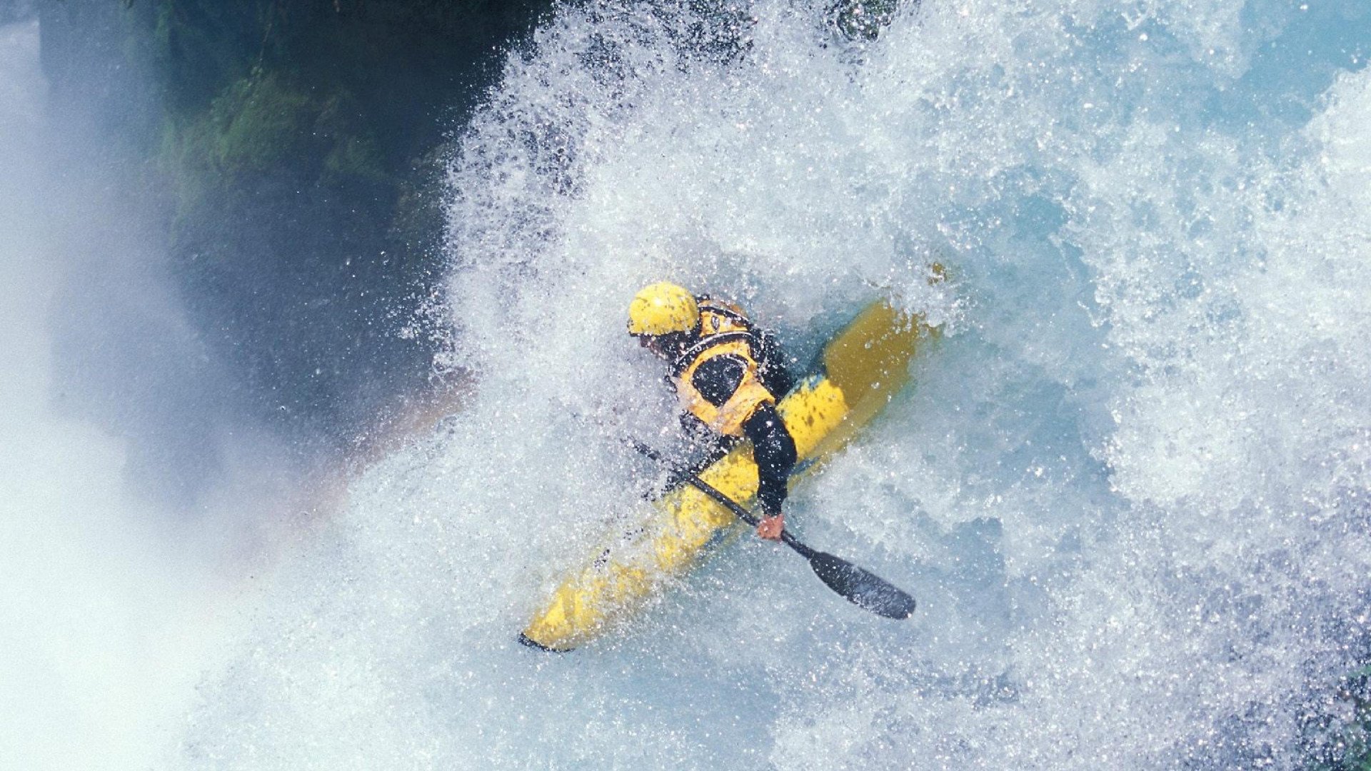 绝境巨人卢卡库,当奥地利撞上巴拉圭,是他用肩膀扛起了整个国家的黎明